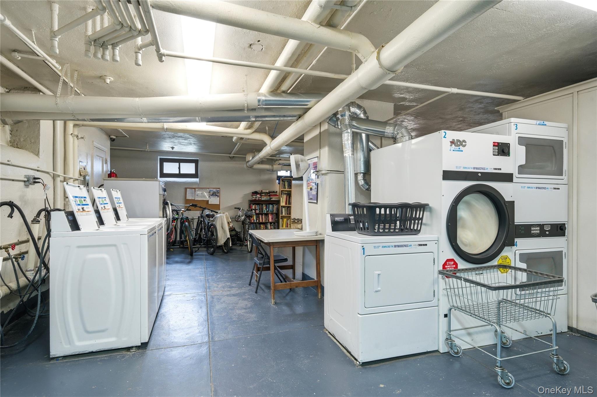 #10 photo, 141 Woodmere Blvd, Woodmere , NY 11598