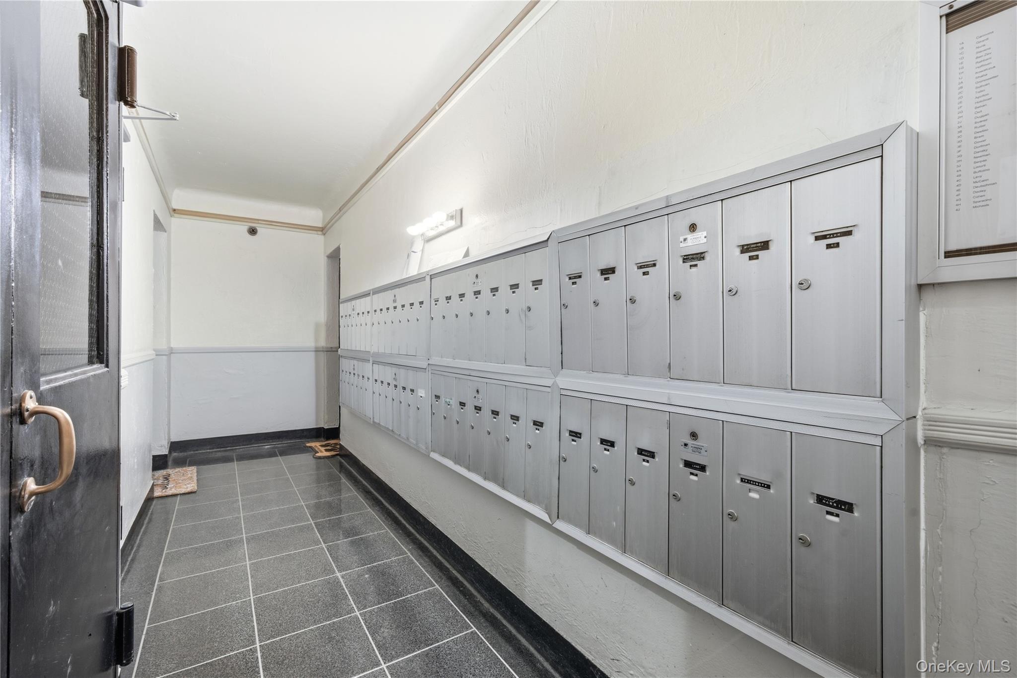 #4 photo, 141 Woodmere Blvd, Woodmere , NY 11598