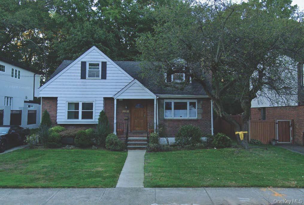 #1 photo, 220-22 77th Avenue, बेसाइड Bayside , NY 11364