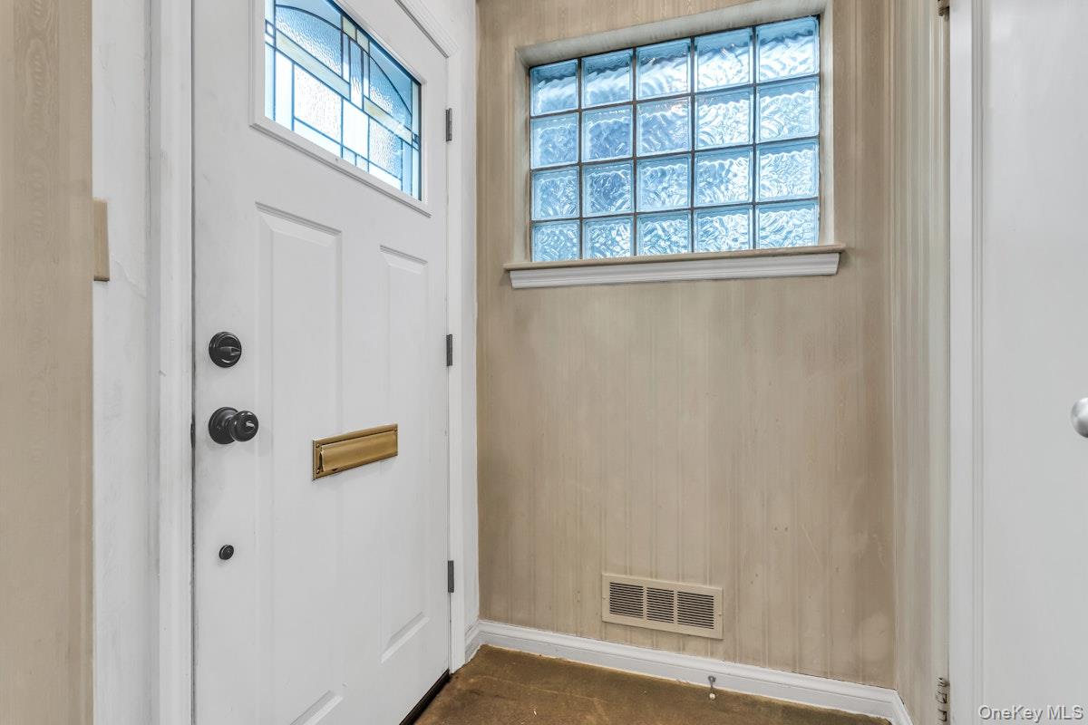 #3 photo, 409 Titus Way, 長島 East Williston , NY 11596