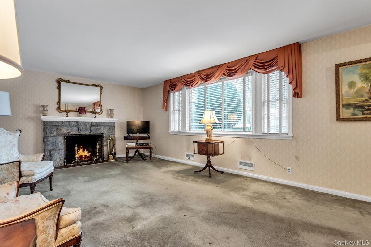 #8 photo, 409 Titus Way, 長島 East Williston , NY 11596