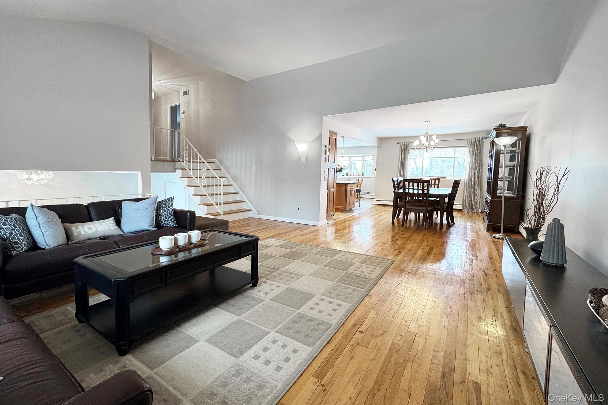 #8 photo, 15 Lafayette Drive, ناسو Woodmere , NY 11598