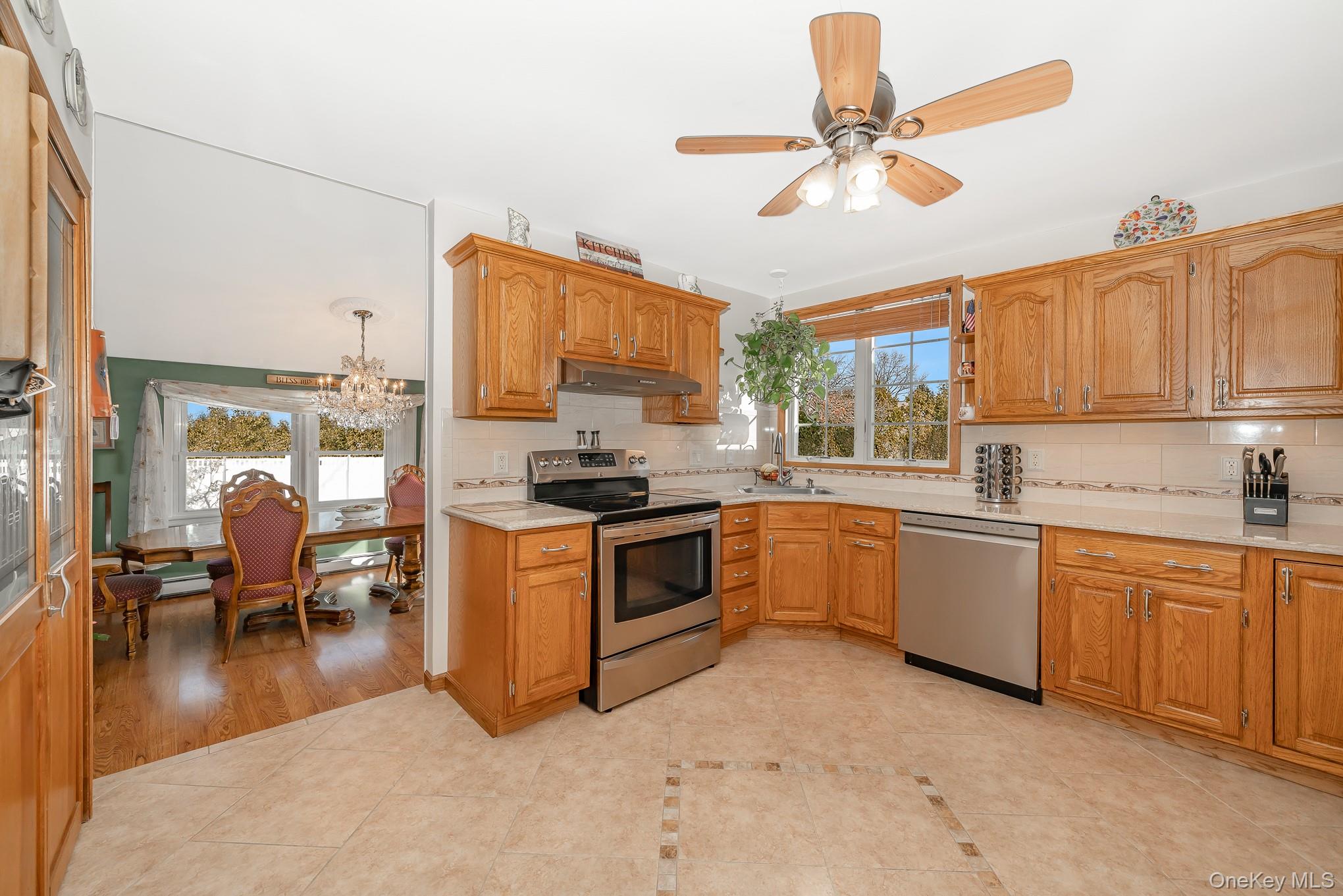 #11 photo, 2907 Rhode Island Avenue, Medford , NY 11763