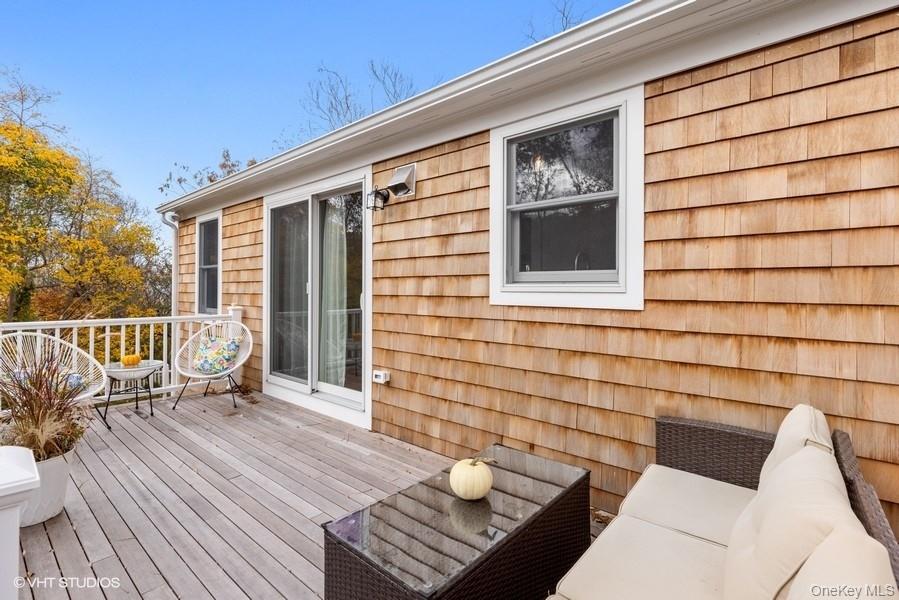 #19 photo, 24 Cliff Way, Baiting Hollow , NY 11933