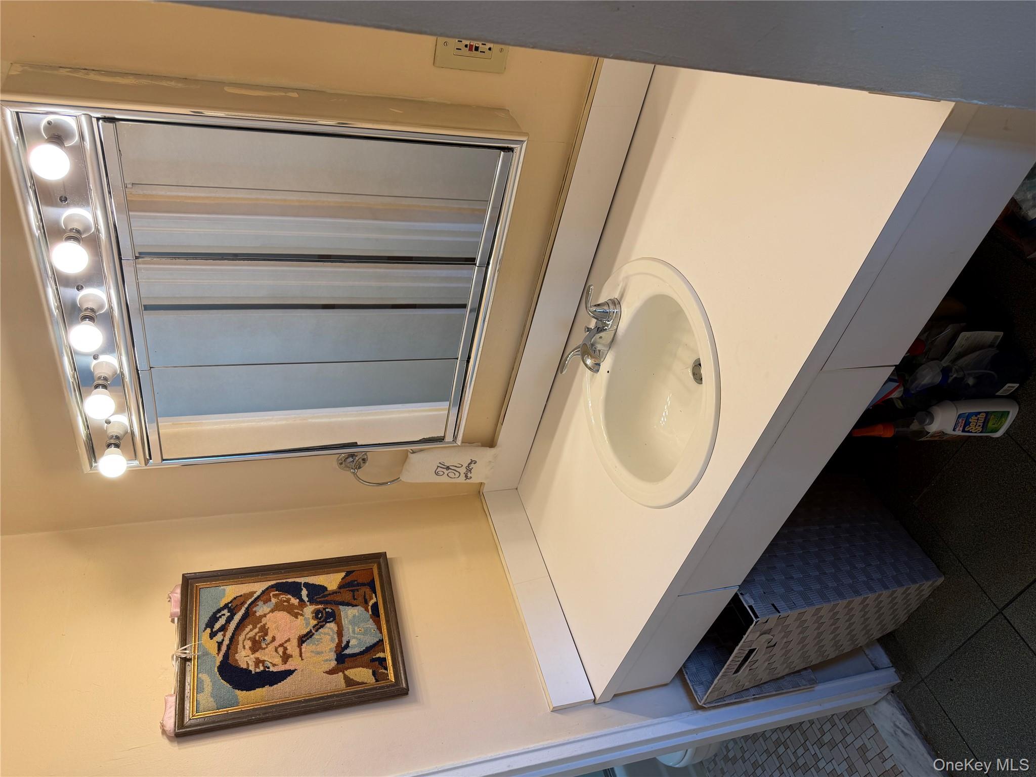 #8 photo, 241-20 Northern Boulevard, كوينز Douglaston , NY 11362