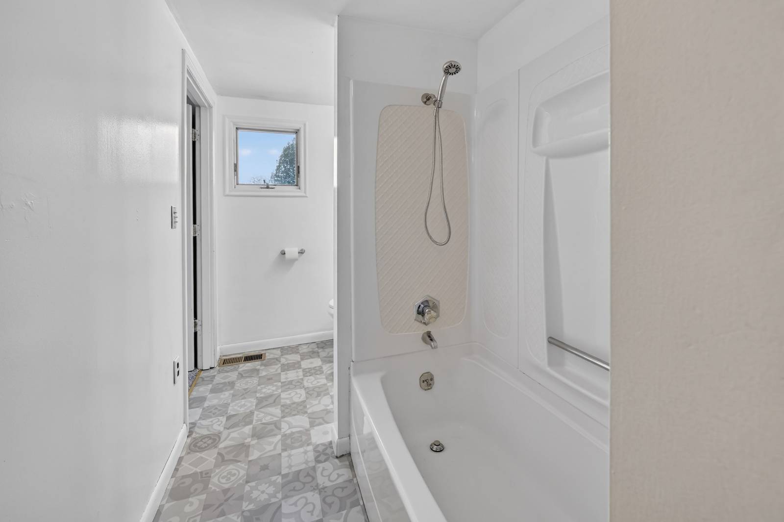 #42 photo, 63 Watson St, Unadilla , NY 13849