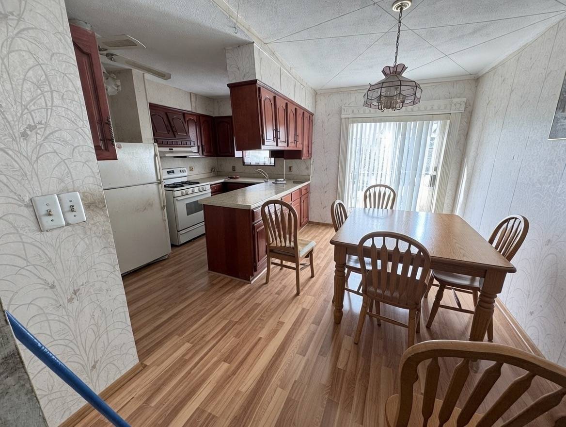 #6 photo, 1922 19 Lane, Bath Beach , NY 11214