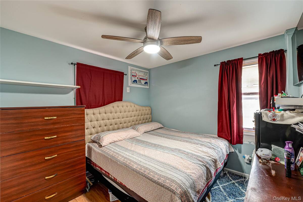 #16 photo, 4 Morgan Avenue, سوفولك Port Jefferson Station , NY 11776