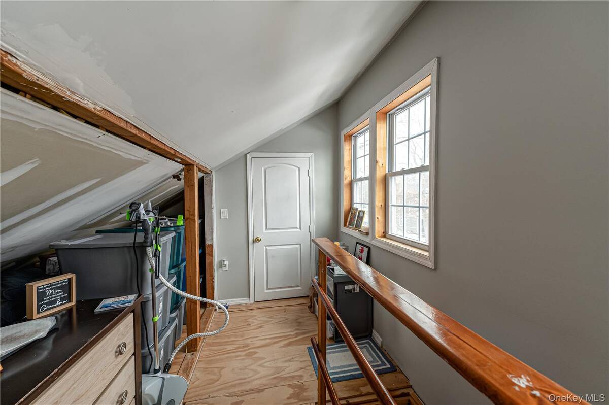 #22 photo, 4 Morgan Avenue, سوفولك Port Jefferson Station , NY 11776