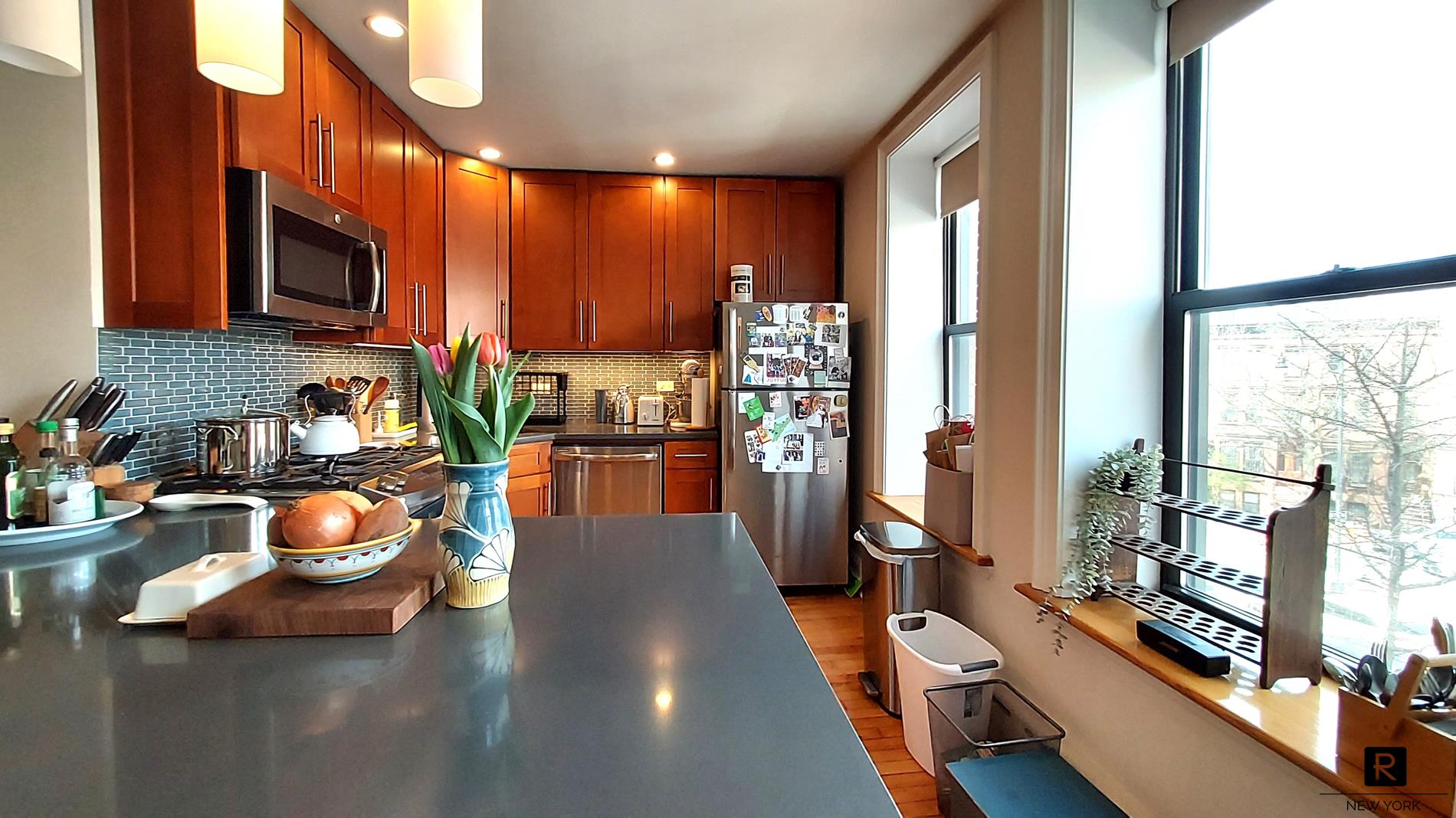 #1 photo, 346 Flatbush Avenue, 公园斜坡 Park Slope , NY 11238