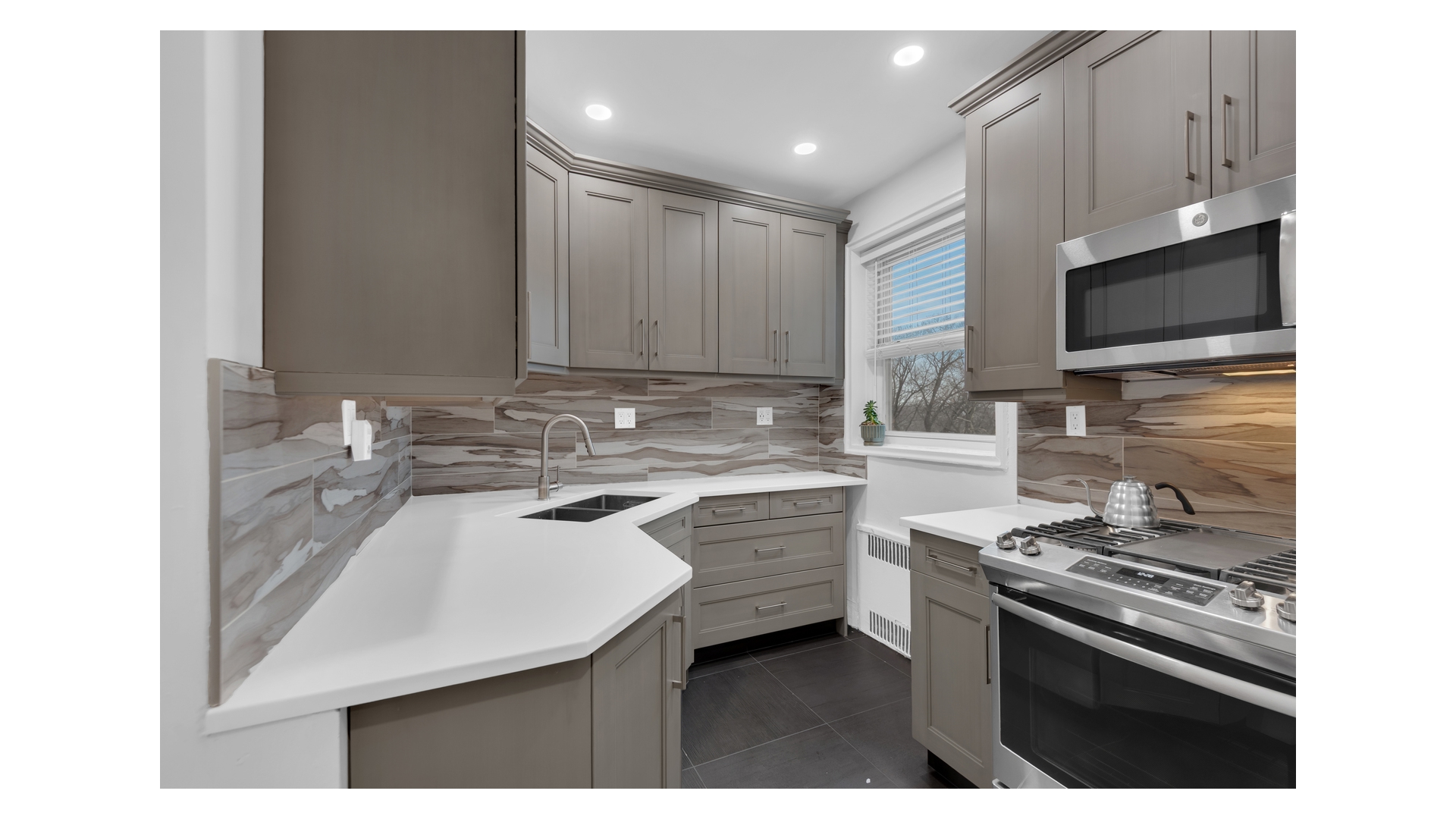 #5 photo, 1620 Ave I, 布鲁克林 Midwood , NY 11230