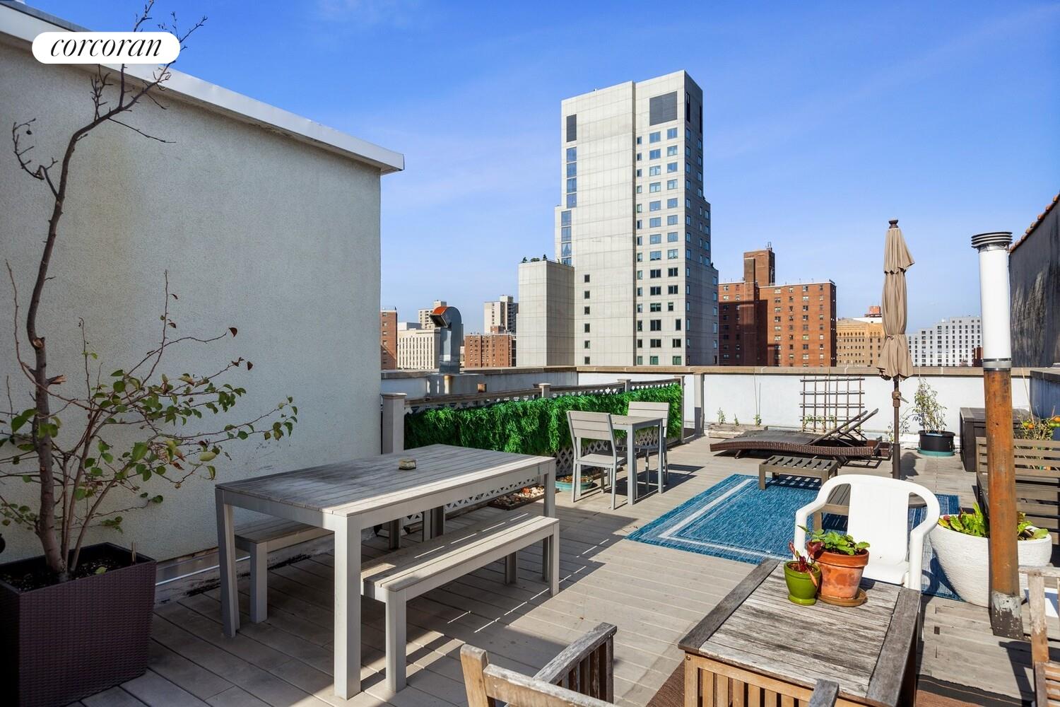 #8 photo, 117 E 102ND Street, East Harlem , NY 10029