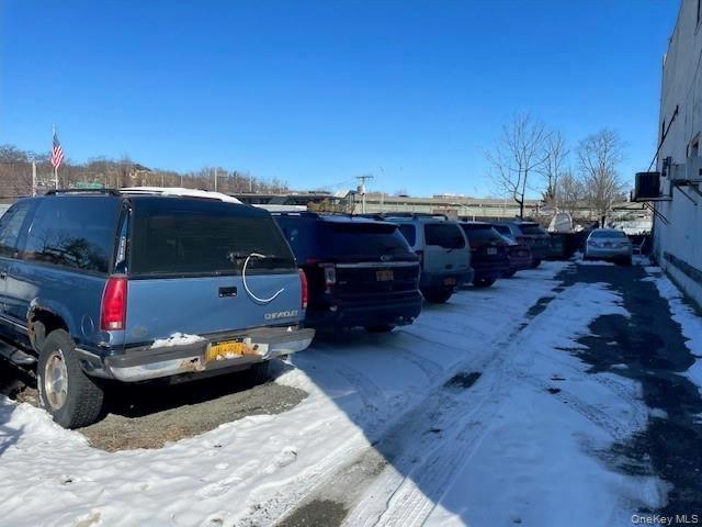 #3 photo, 699 N Macquesten Parkway, Mount Vernon , NY 10552