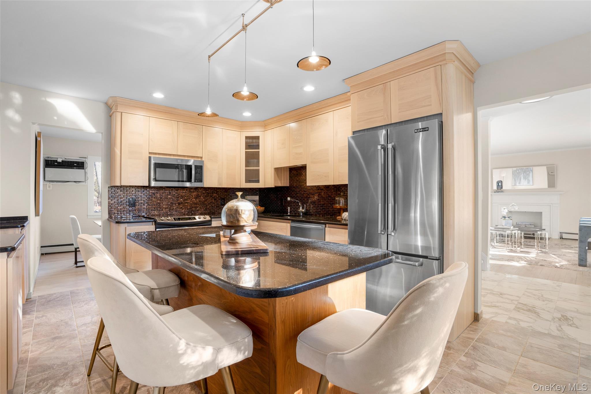 #11 photo, 151 Hilburn Road, Scarsdale , NY 10583