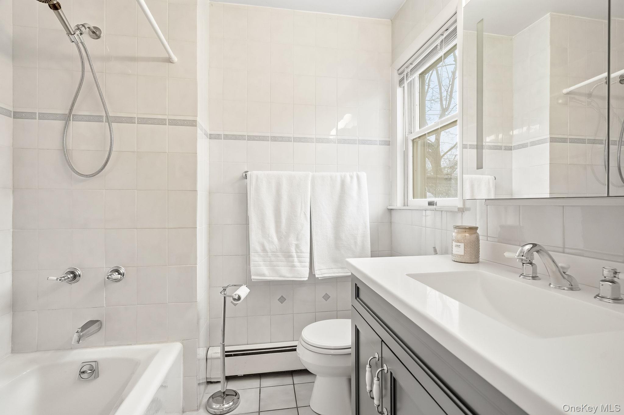 #19 photo, 39 Lambert Lane, New Rochelle , NY 10804