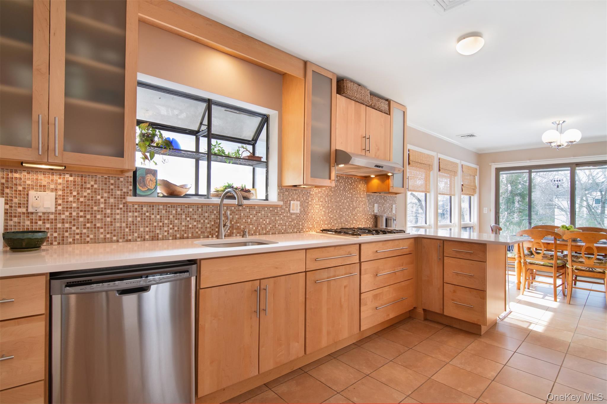 #9 photo, 4 Ilinka Lane, Irvington , NY 10533