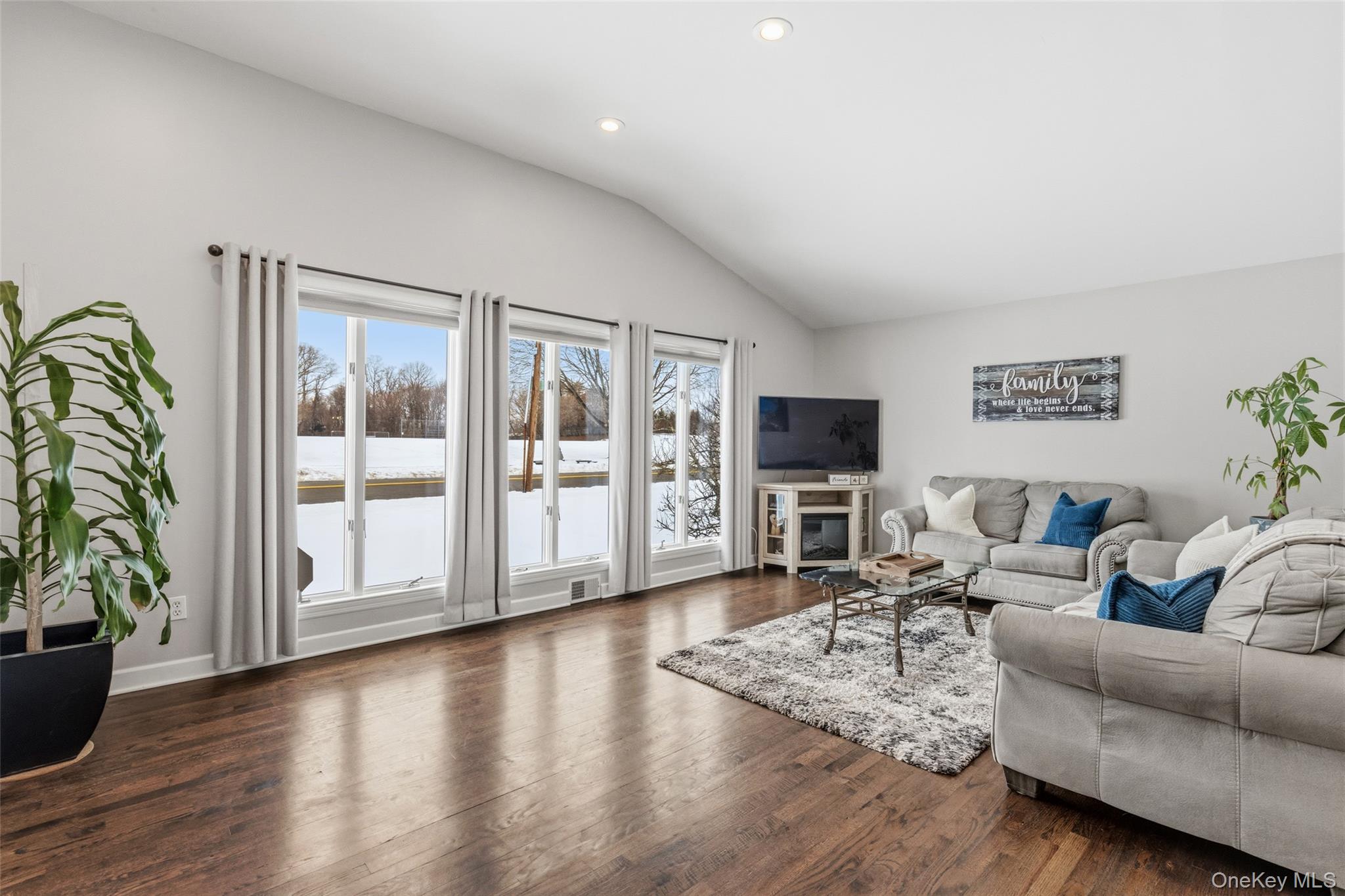 #6 photo, 105 Lester Drive, Tappan , NY 10983