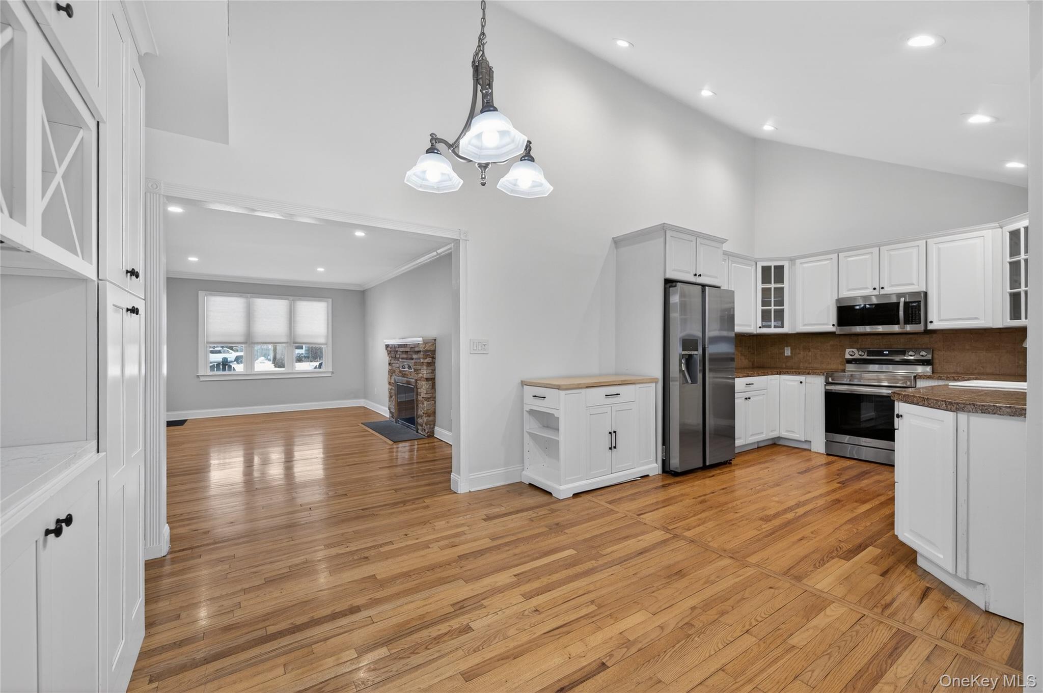 #15 photo, 535 Brooklyn Boulevard, सफ़ोक काउंटी Brightwaters , NY 11718