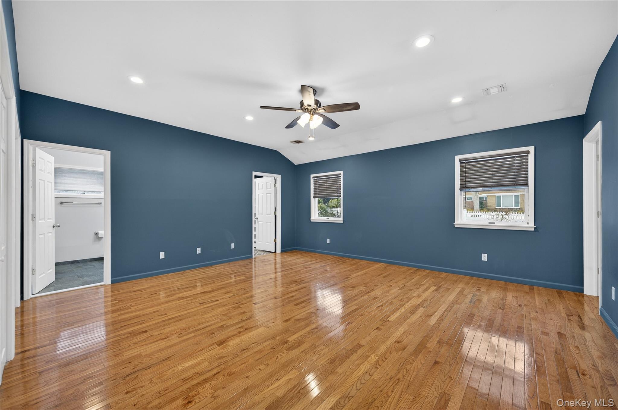 #19 photo, 535 Brooklyn Boulevard, सफ़ोक काउंटी Brightwaters , NY 11718