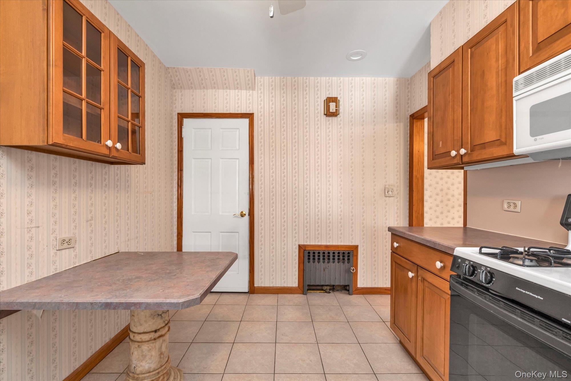 #9 photo, 78-14 220th Place, كوينز Oakland Gardens , NY 11364