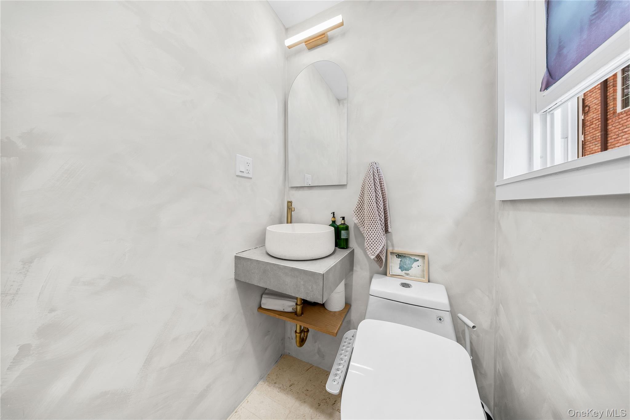 #11 photo, 3004 73rd Street, East Elmhurst , NY 11370