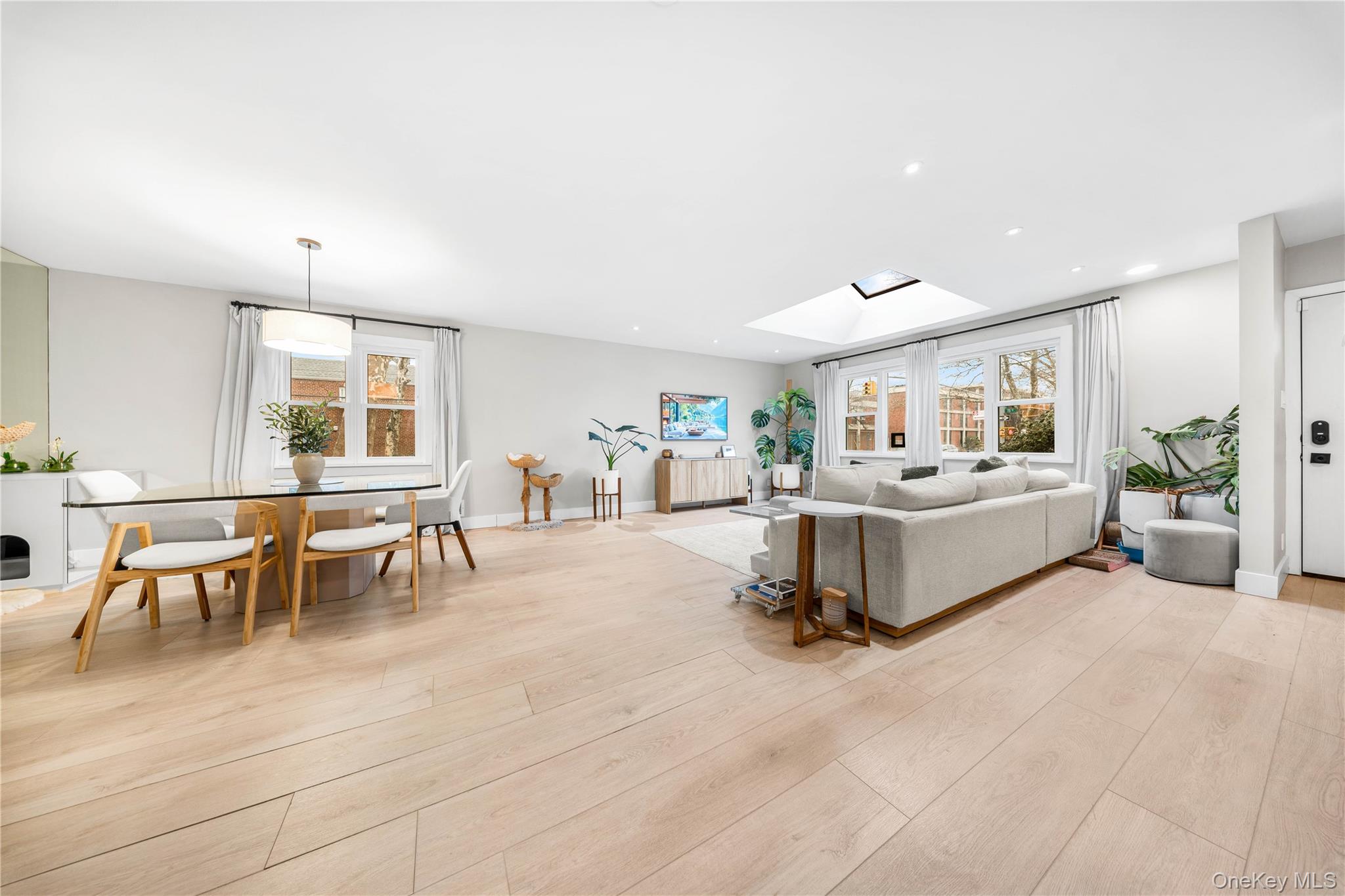 #8 photo, 3004 73rd Street, East Elmhurst , NY 11370