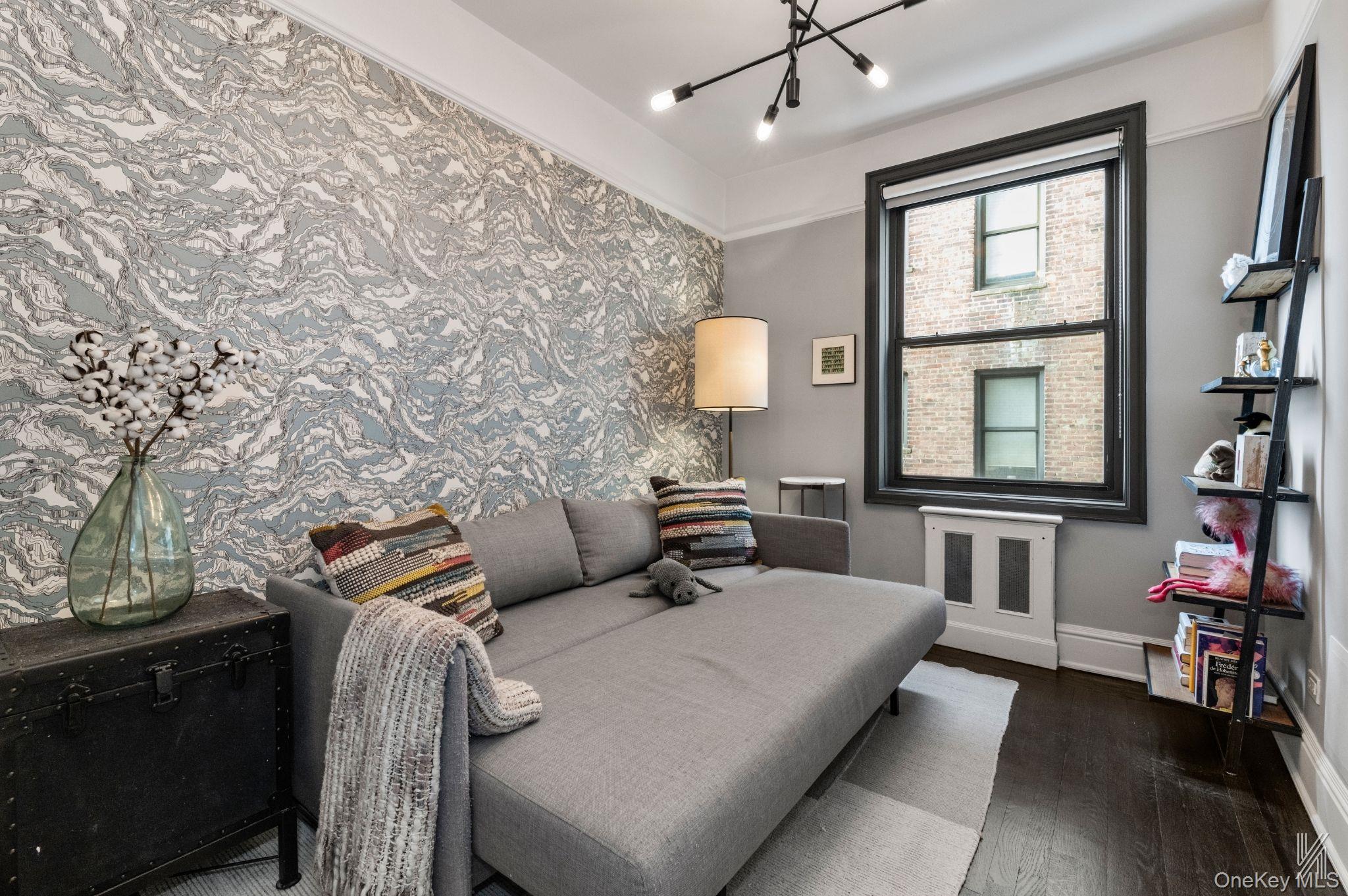 #4 photo, 35-06 88th Street, 皇后區 Jackson Heights , NY 11372