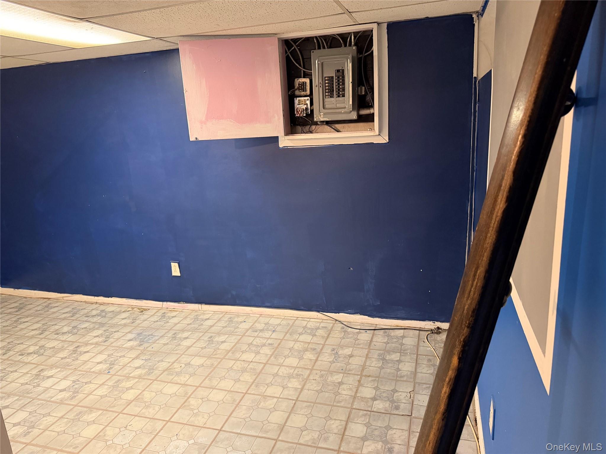 #14 photo, 92-55 215th Place, Queens Village , NY 11428