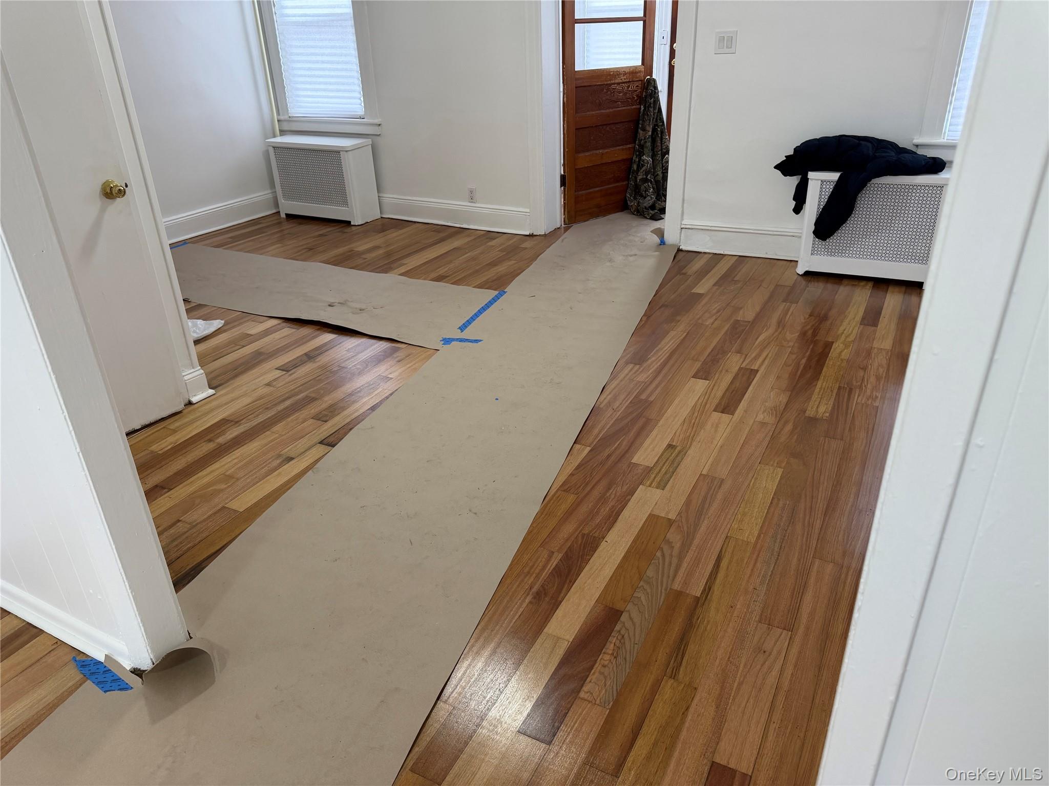 #4 photo, 92-55 215th Place, Queens Village , NY 11428