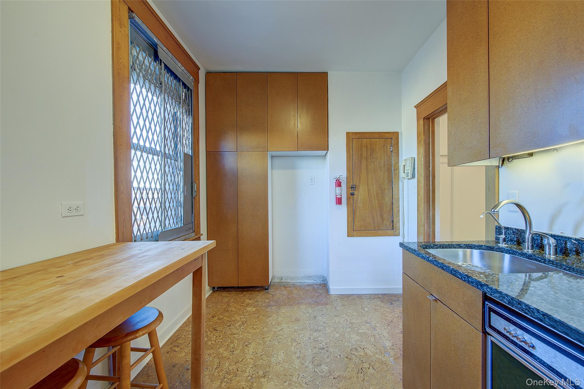 #13 photo, 33-11 82nd Street, 皇后區 Jackson Heights , NY 11372