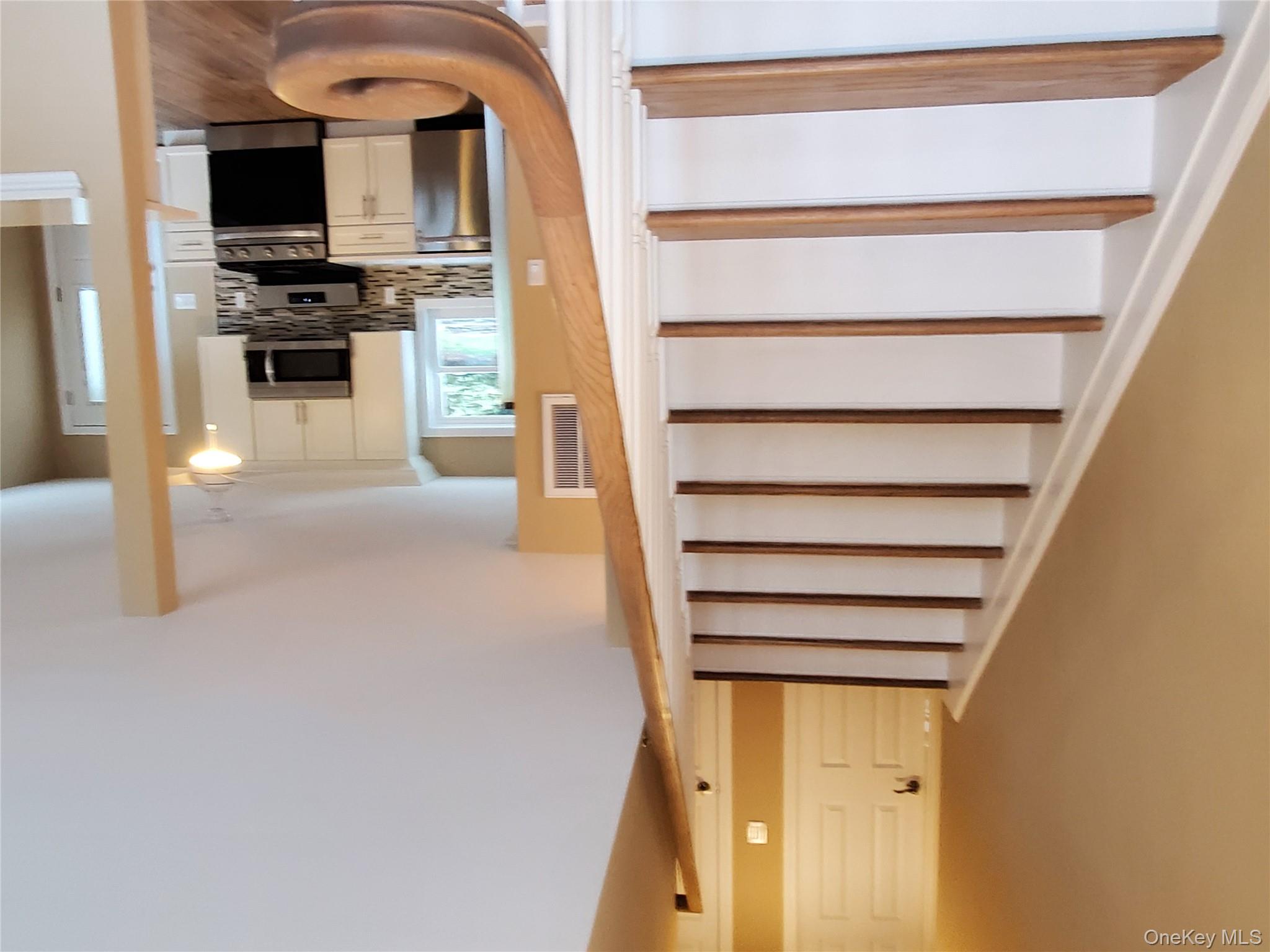 #7 photo, 128 Bayville Avenue, 長島 Bayville , NY 11709