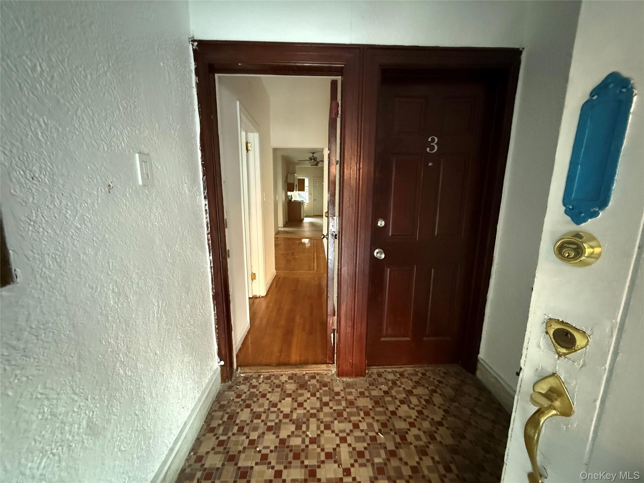 #2 photo, 2025 Hobart Avenue, הברונקס Bronx , NY 10461