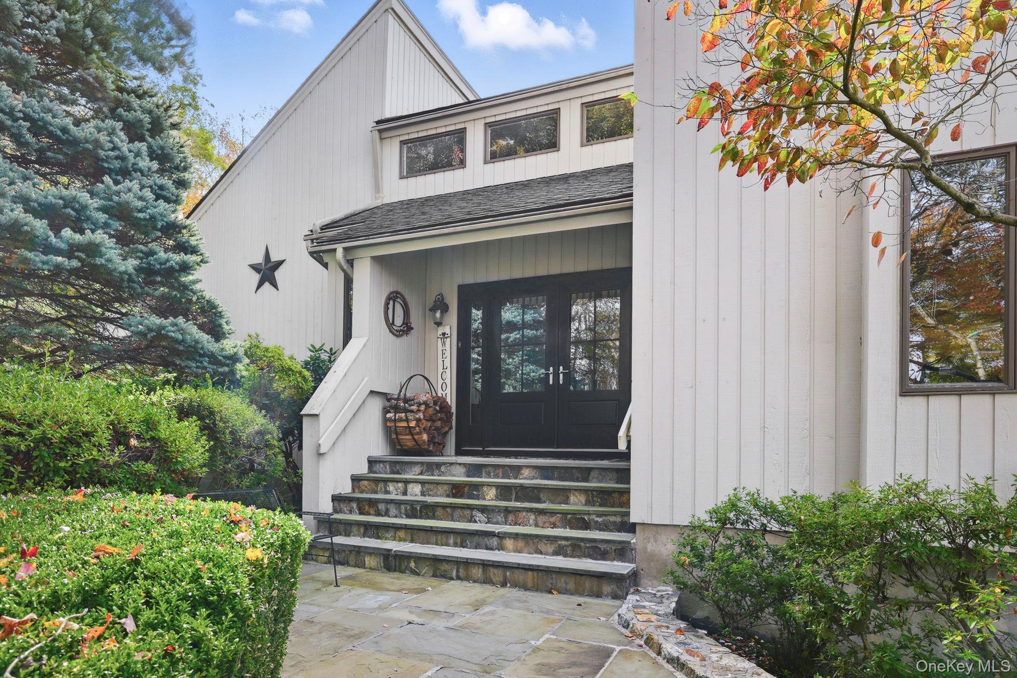 #3 photo, 2 Sutton Place, Katonah , NY 10536