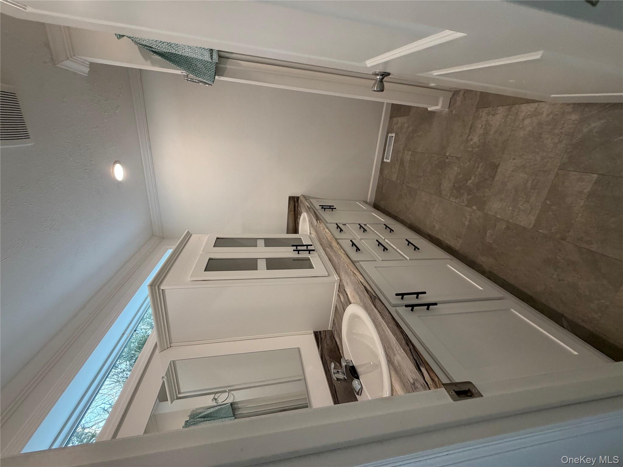 #5 photo, 2 Susan Lane, Cairo , NY 12482