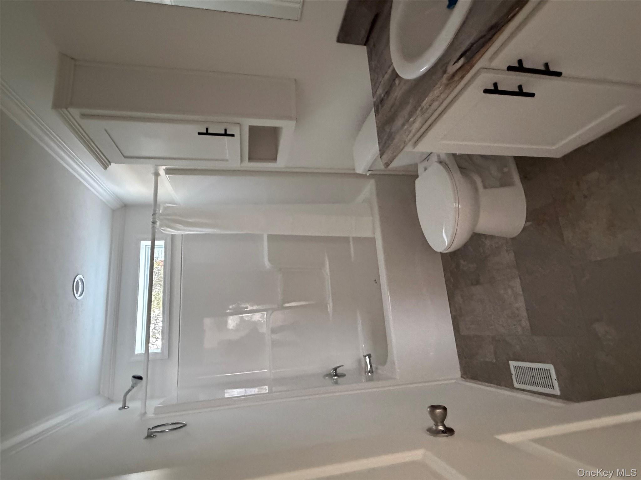 #4 photo, 1 Susan Lane, Cairo , NY 12482