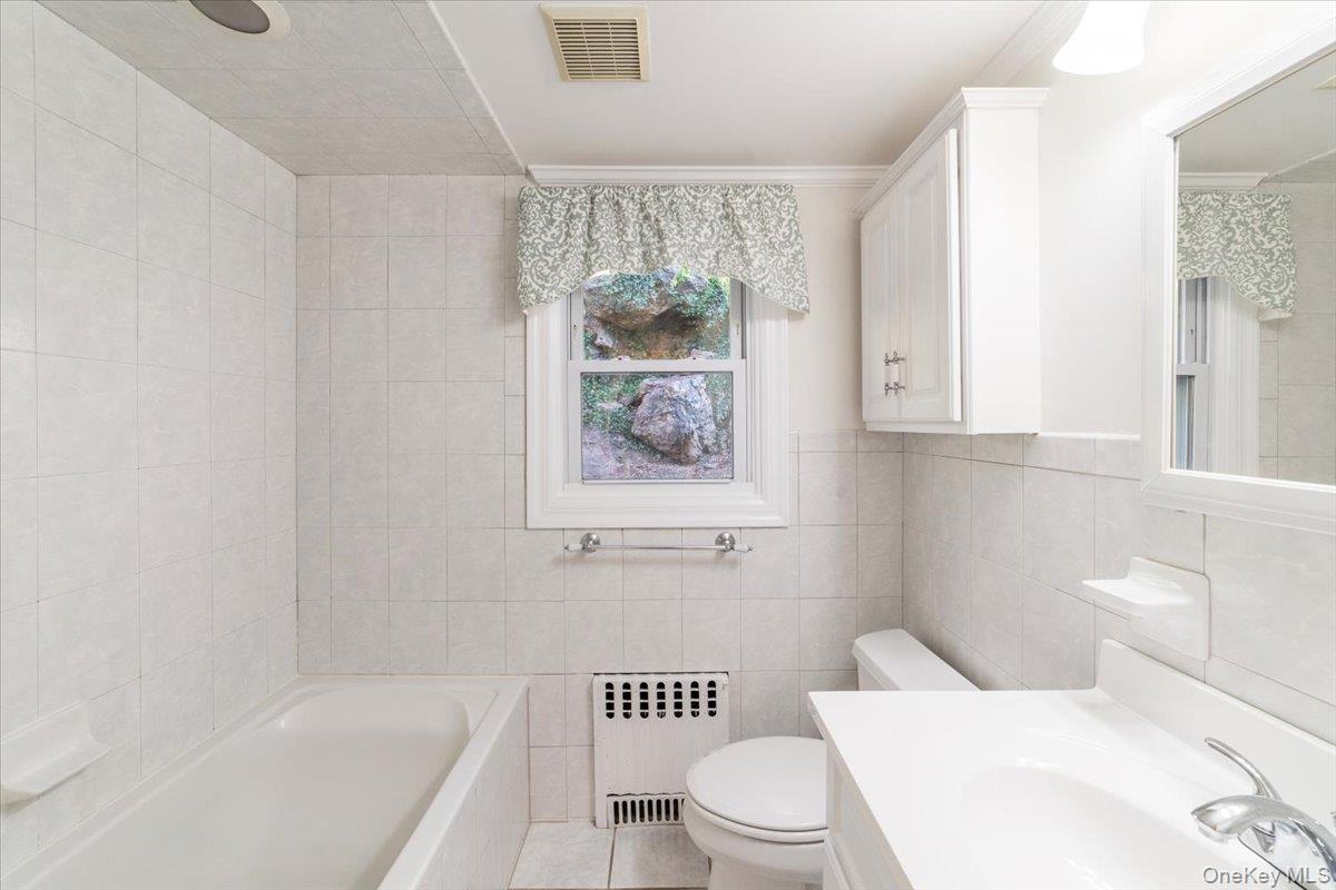 #12 photo, 273 Madison Avenue, Port Chester , NY 10573