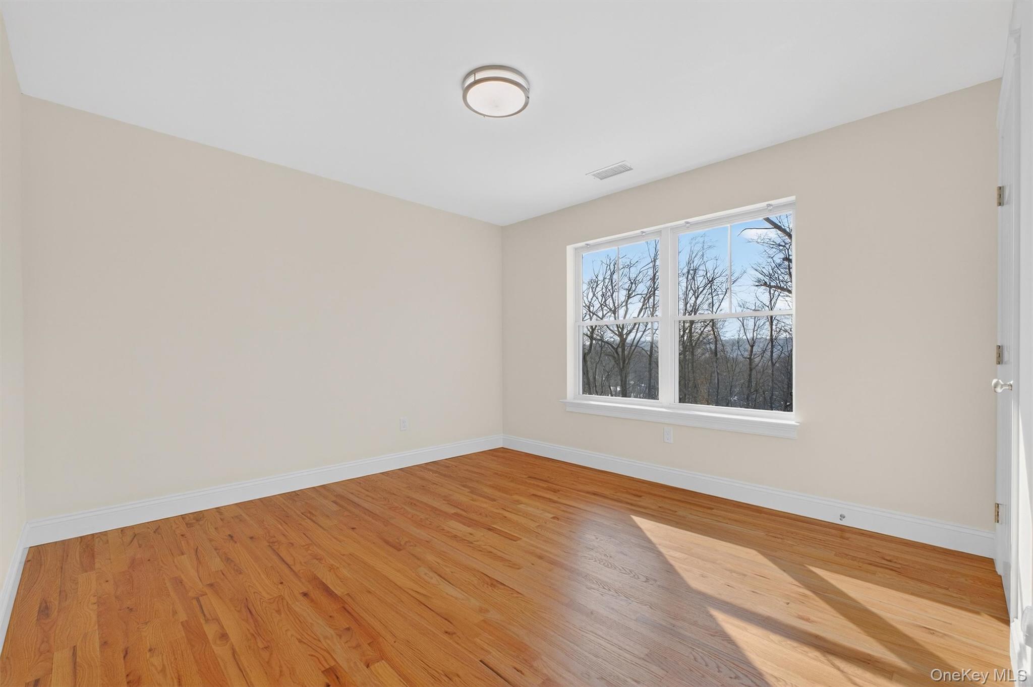 #20 photo, 2463 Orchard View Court, Yorktown Heights , NY 10598