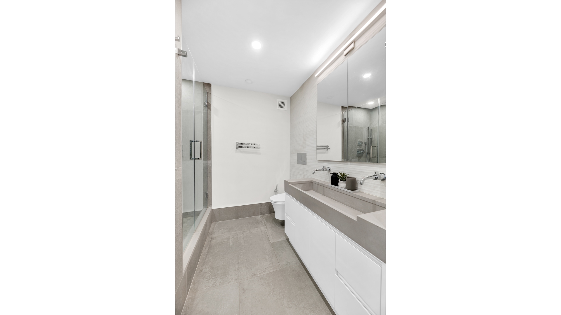 #13 photo, 245 E 54TH Street, Sutton Place , NY 10022