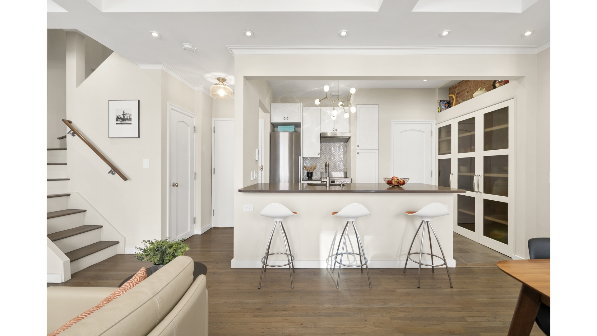 #14 photo, 450 W 23RD Street, Chelsea , NY 10011