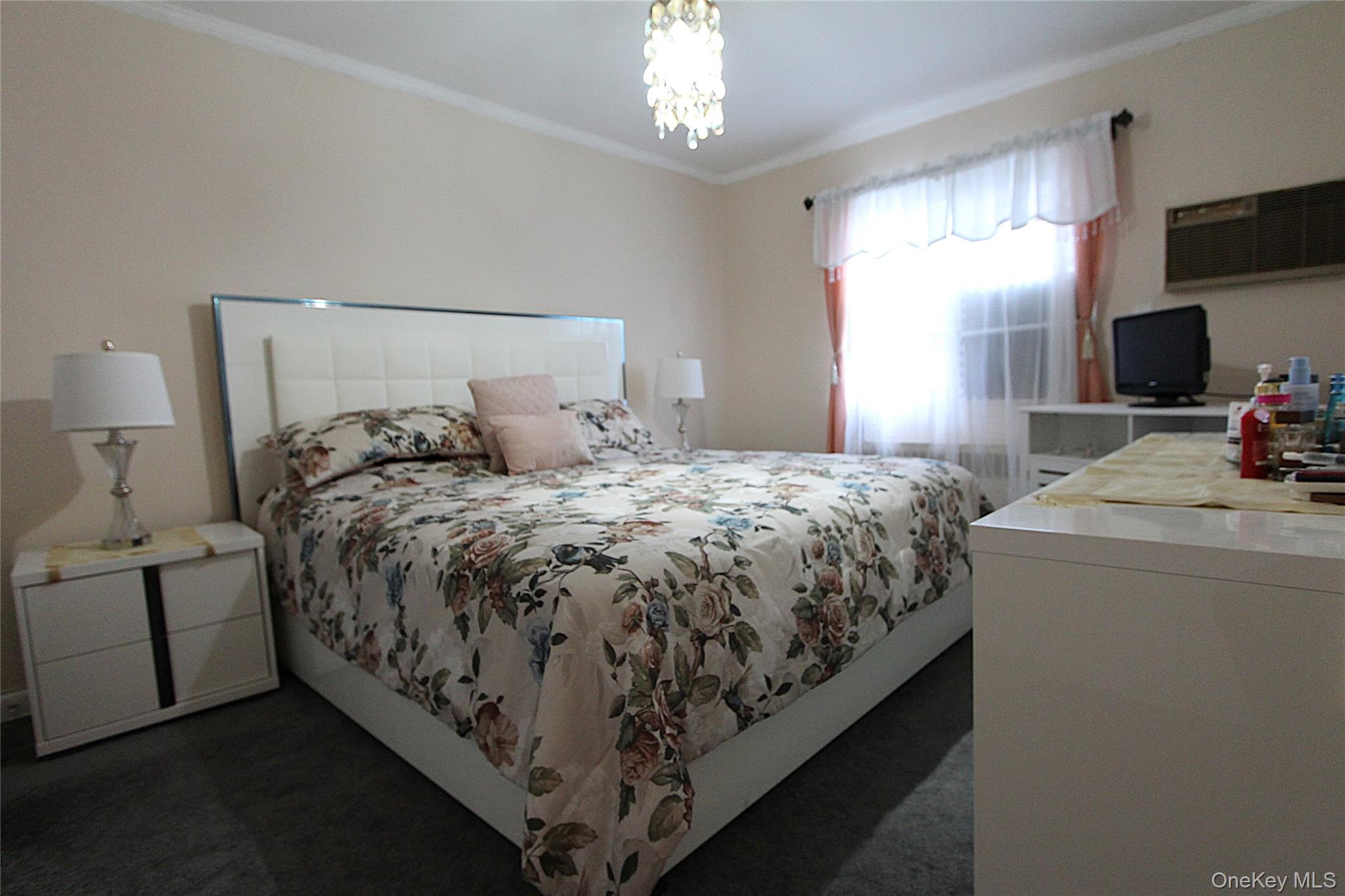 #8 photo, 60-59 70th Street, Maspeth , NY 11378