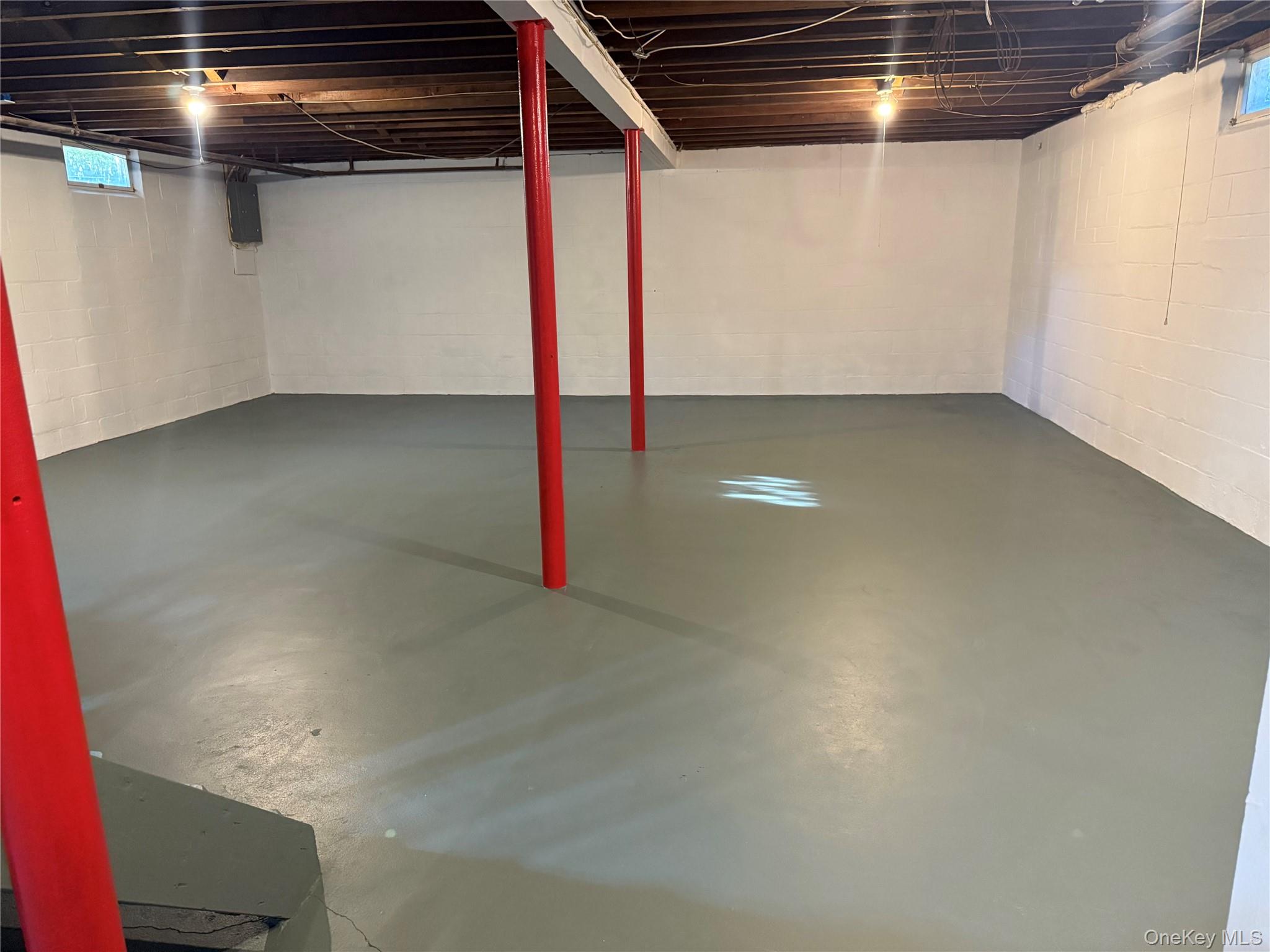 #11 photo, 242 Deep Hole Road, سوفولك Calverton , NY 11901