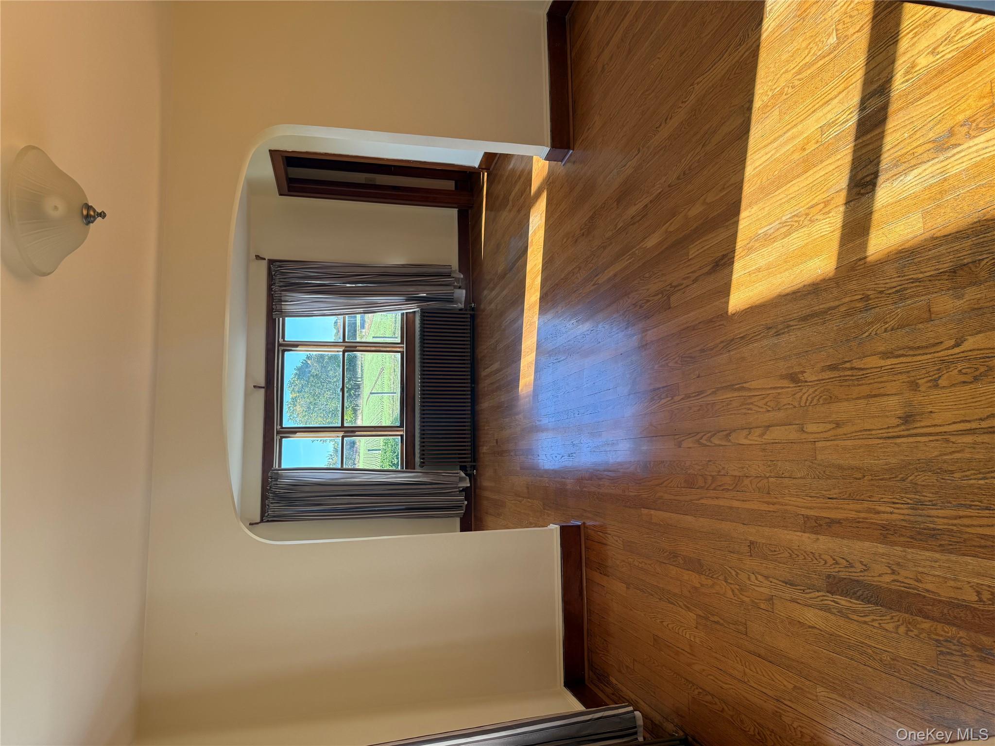 #4 photo, 242 Deep Hole Road, سوفولك Calverton , NY 11901