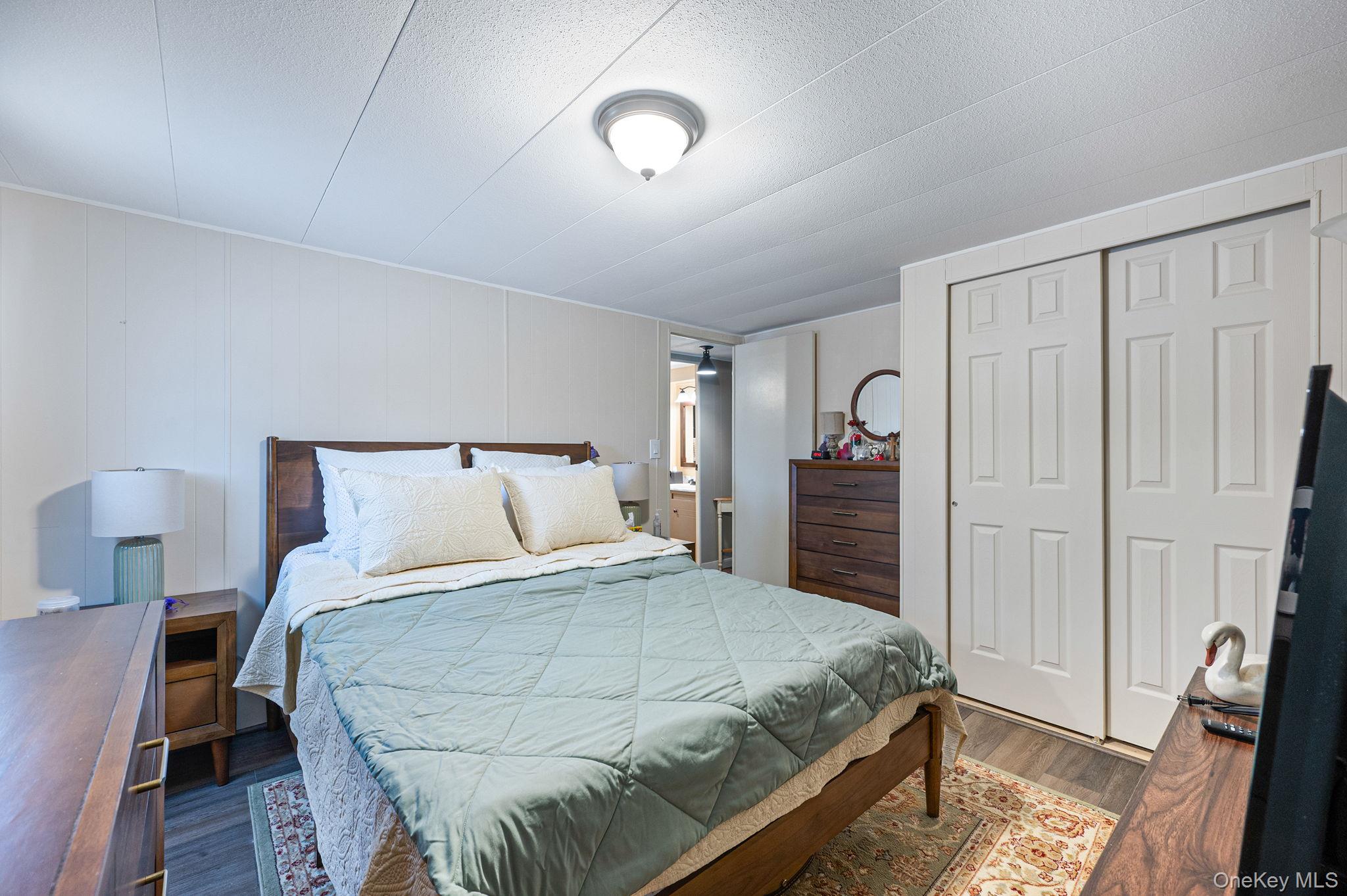 #14 photo, 525 Riverleigh Avenue, Саффолк ‖ Riverhead , NY 11901