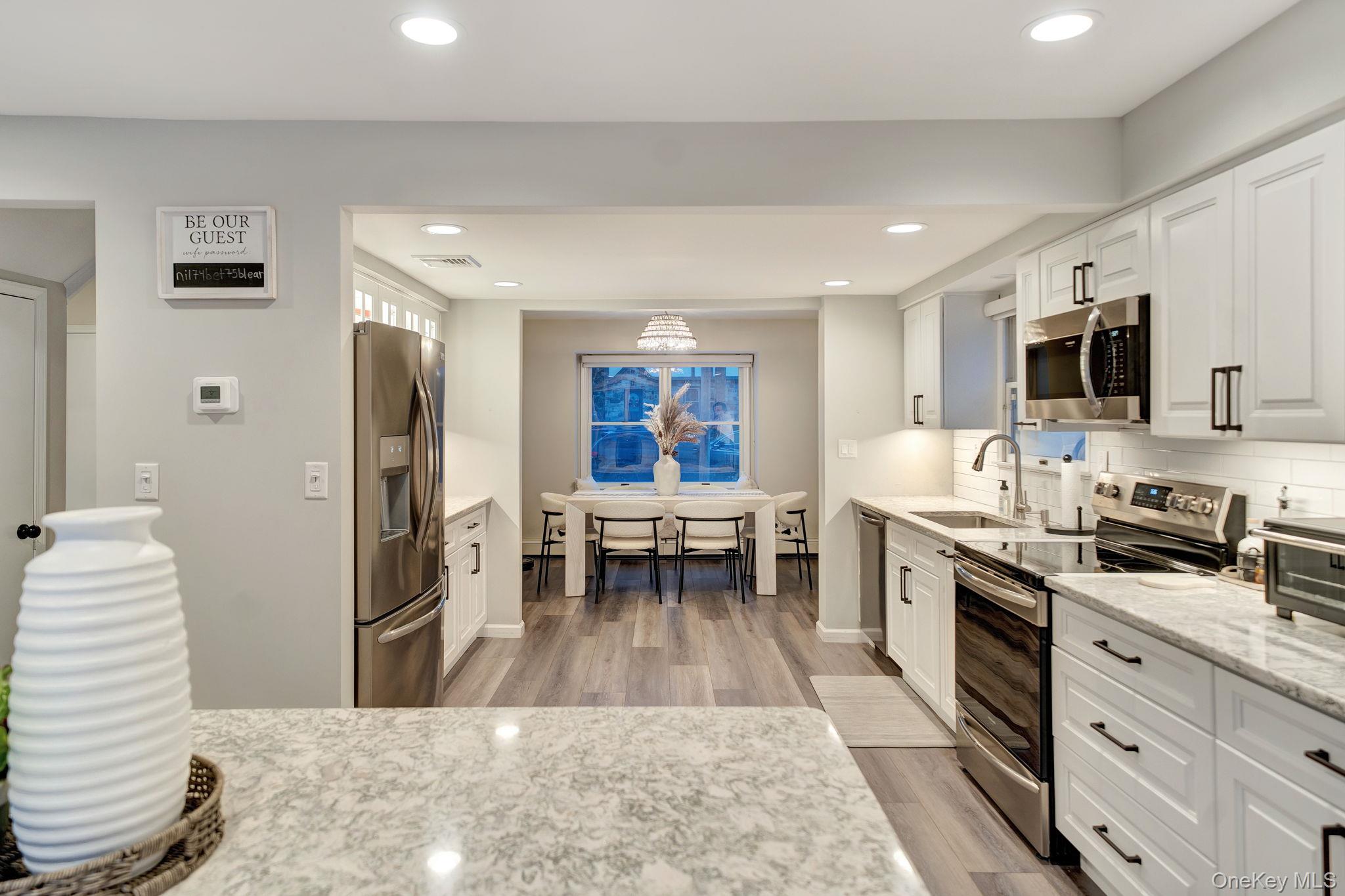 #13 photo, 2550 Natta Boulevard, Нассау ‖ Bellmore , NY 11710