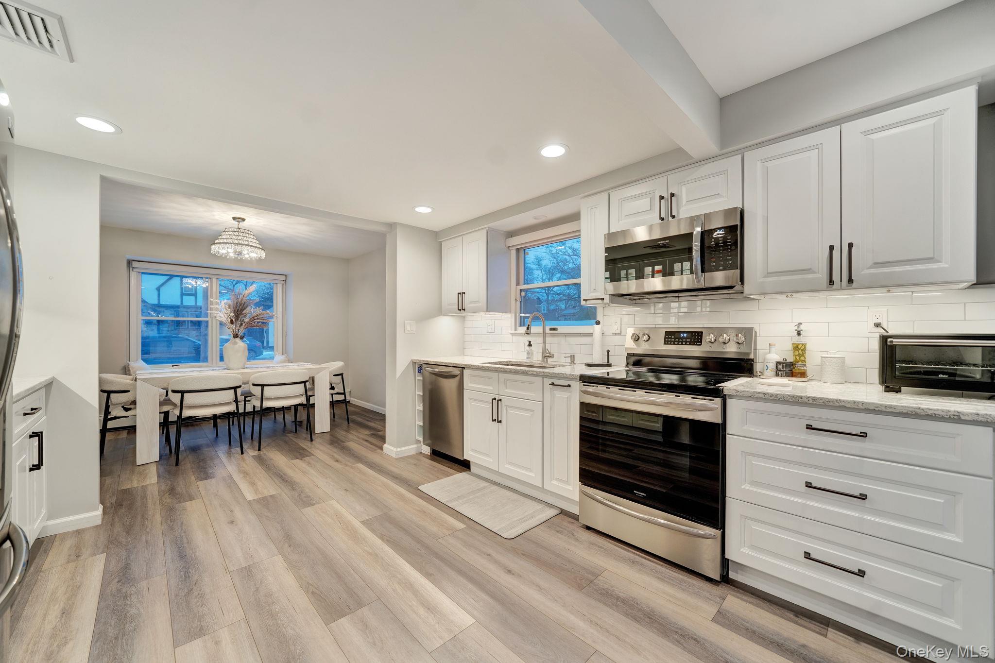 #17 photo, 2550 Natta Boulevard, Нассау ‖ Bellmore , NY 11710