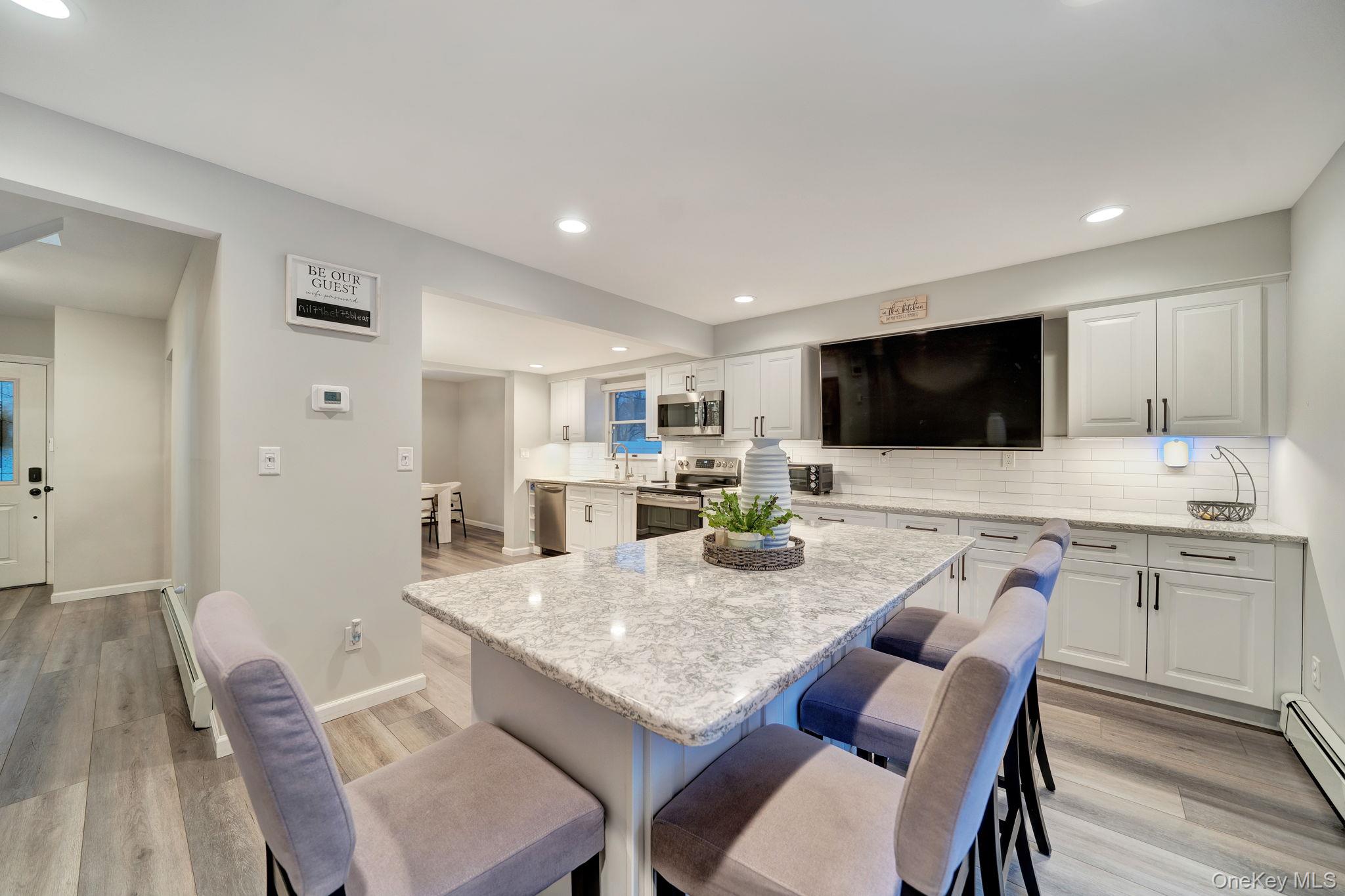 #7 photo, 2550 Natta Boulevard, Нассау ‖ Bellmore , NY 11710