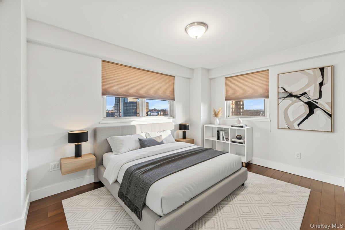 #13 photo, 70-20 108, קווינס Forest Hills , NY 11375