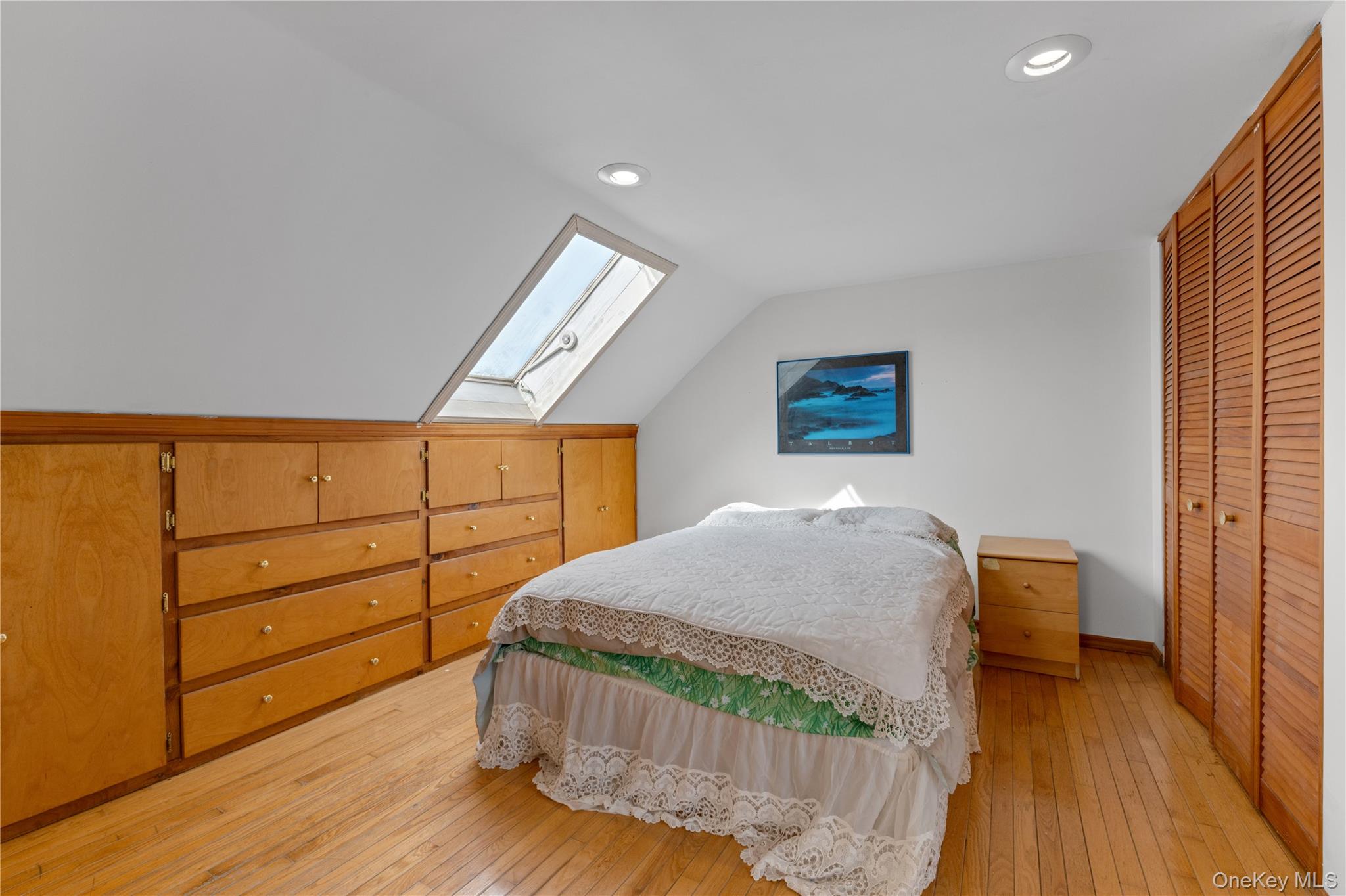 #16 photo, 14610 13th Avenue, Whitestone , NY 11357