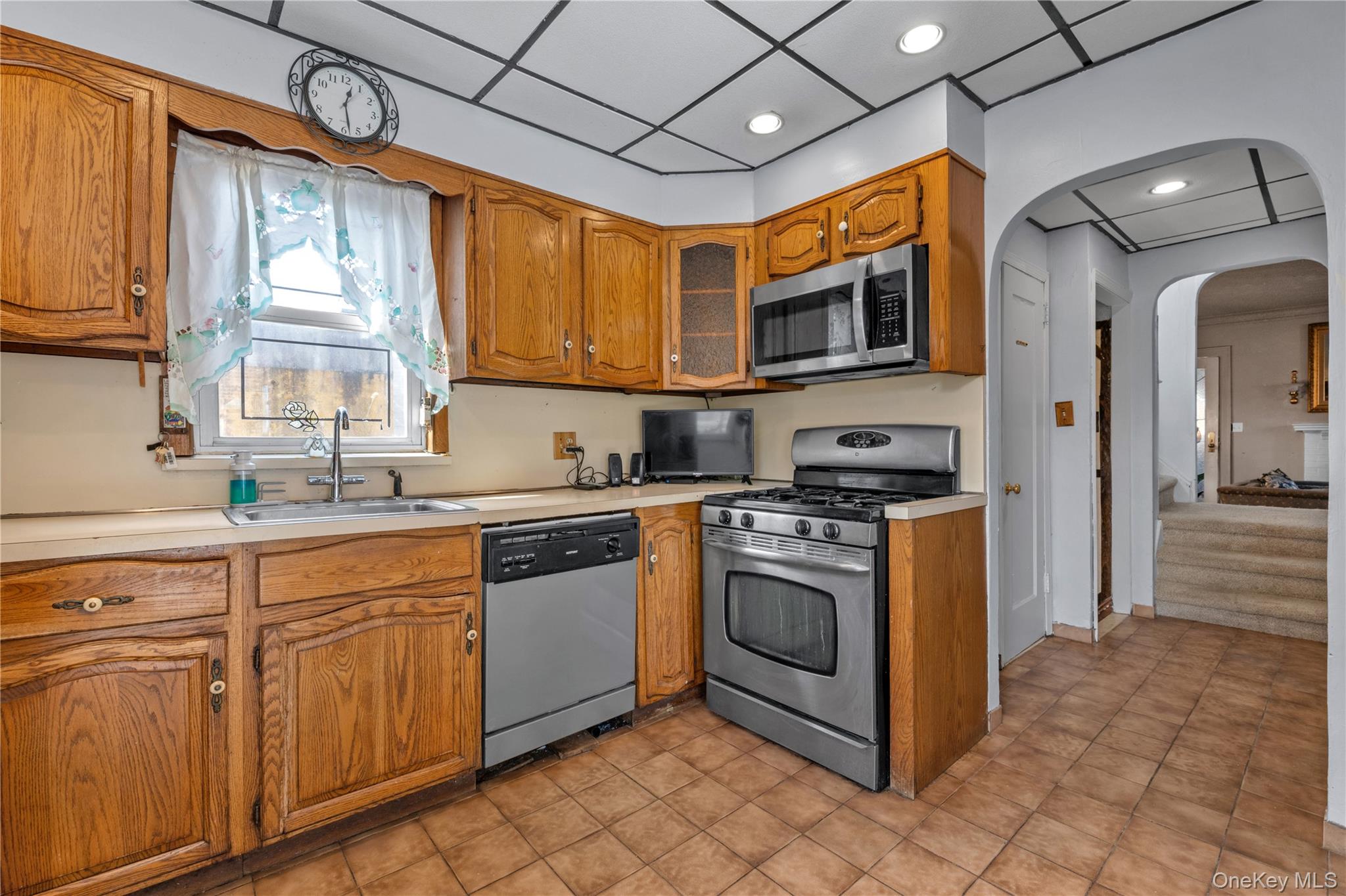 #7 photo, 14610 13th Avenue, Whitestone , NY 11357