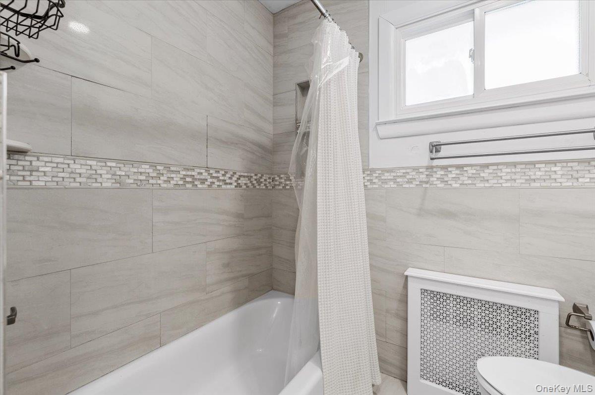 #14 photo, 3620 Tuscala Street, Нассау ‖ Seaford , NY 11783